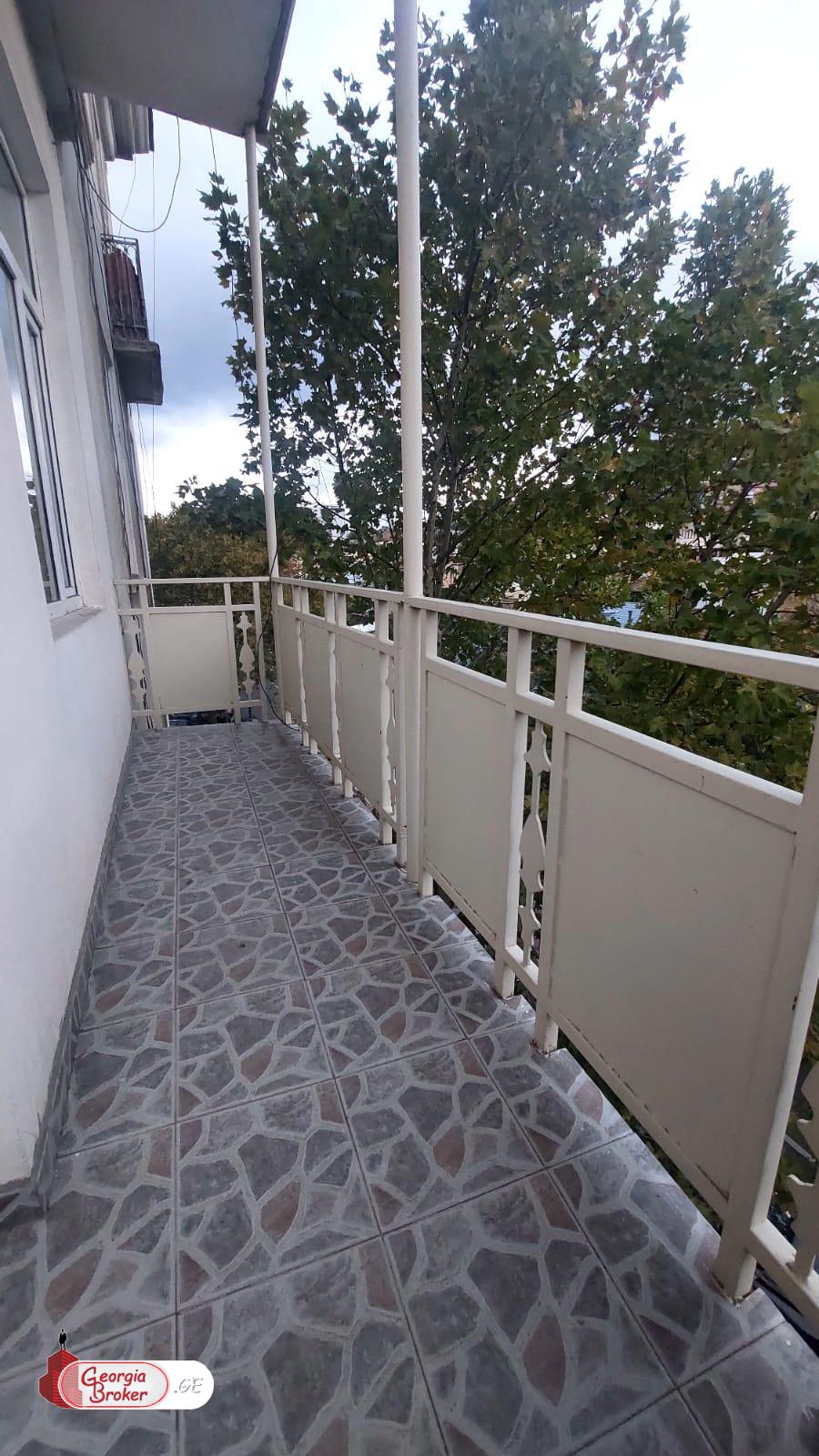 nearly repaired 5-room apartment for sale